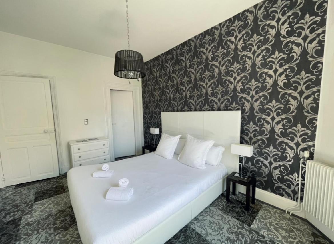 Coeur De Longchamp - T2 Elegant Et Raffine Apartment Vichy Bagian luar foto